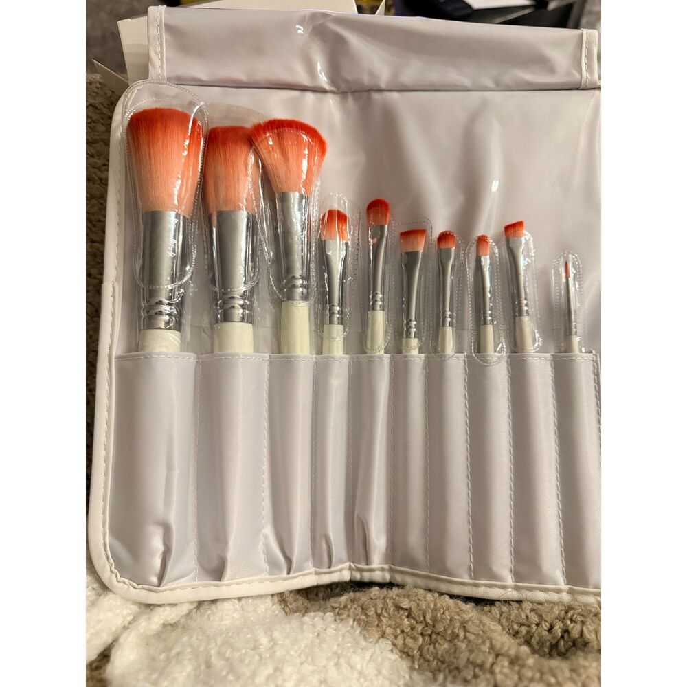 NEW MICA Beauty Cosmetics Brush Set